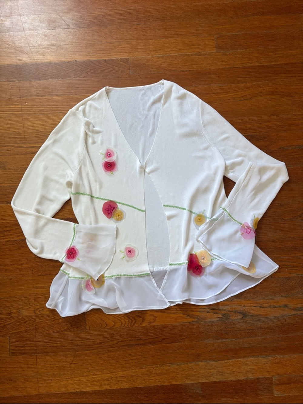 Vintage Karen Millen Knitwear 3D Floral Cream Flowy Cardigan
